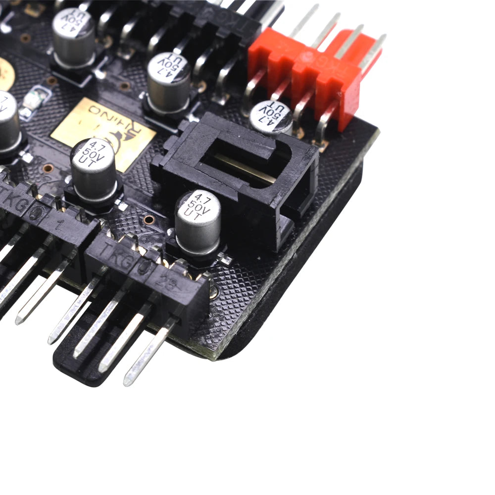 TISHRIC PWM Fan Hub 1-to-10 4-Pin Molex Splitter 12V Controller PWM Fan Hub PRIMED
