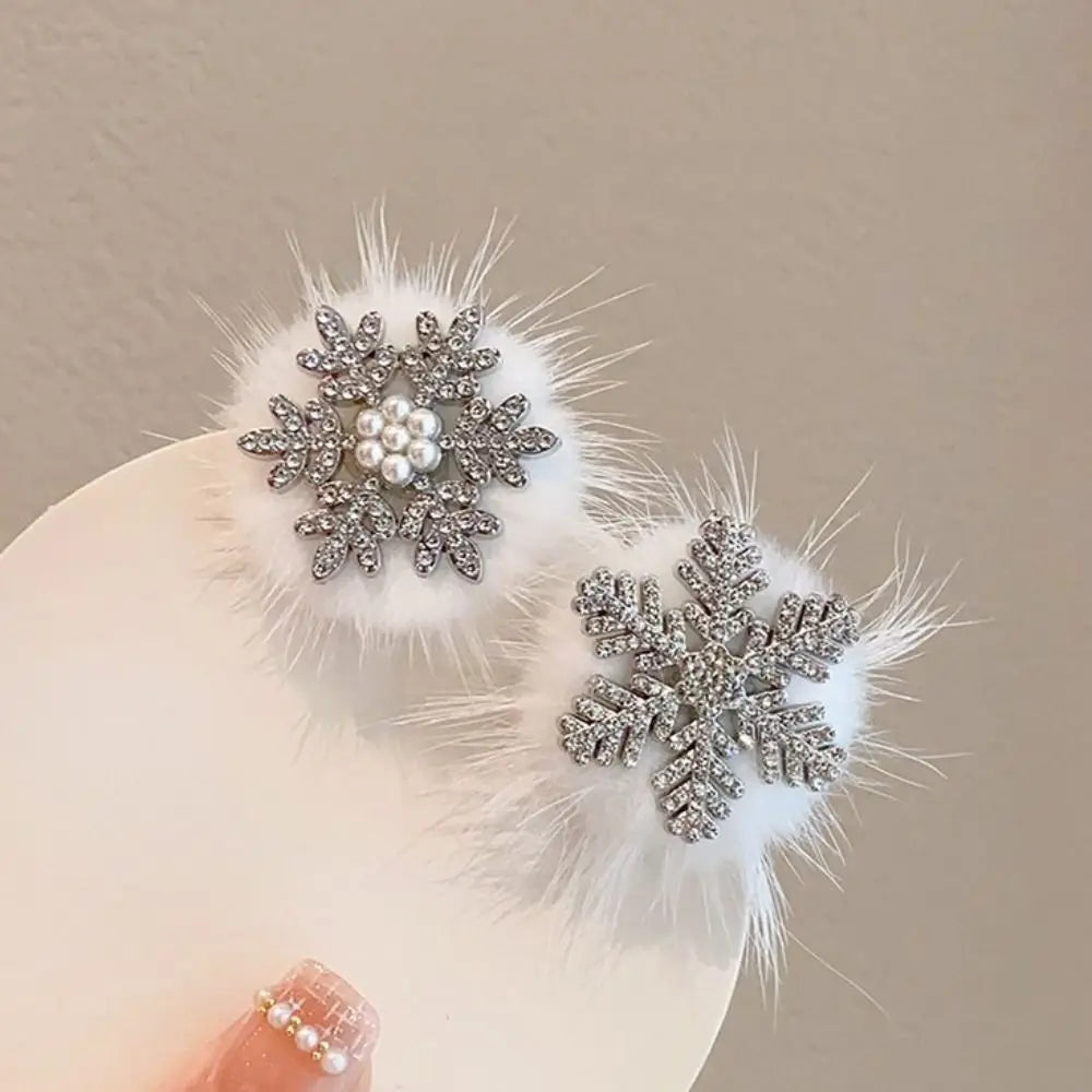 Rhinestone Snowflake Hair Clips with Pearl Bow – Set of 2