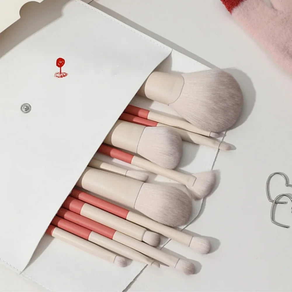 12-Piece Kawaii Makeup Brush Set with Bag | Wood Handle