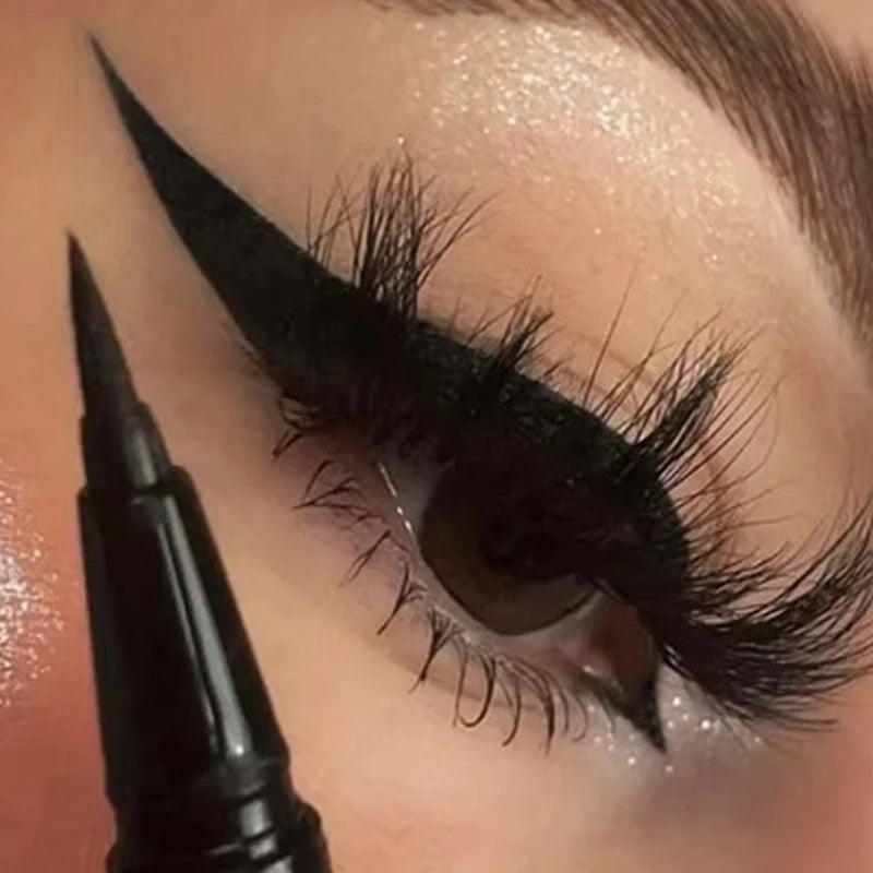 Waterproof Liquid Eyeliner Pen – Ultra-Fine Tip & High Pigment