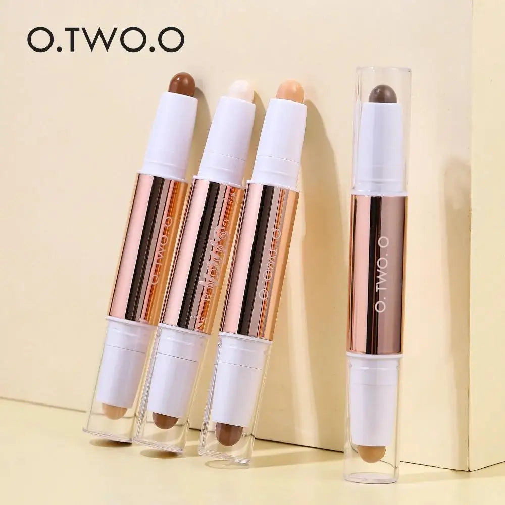 O.TWO.O Double-Ended Concealer & Highlighter Contour Stick