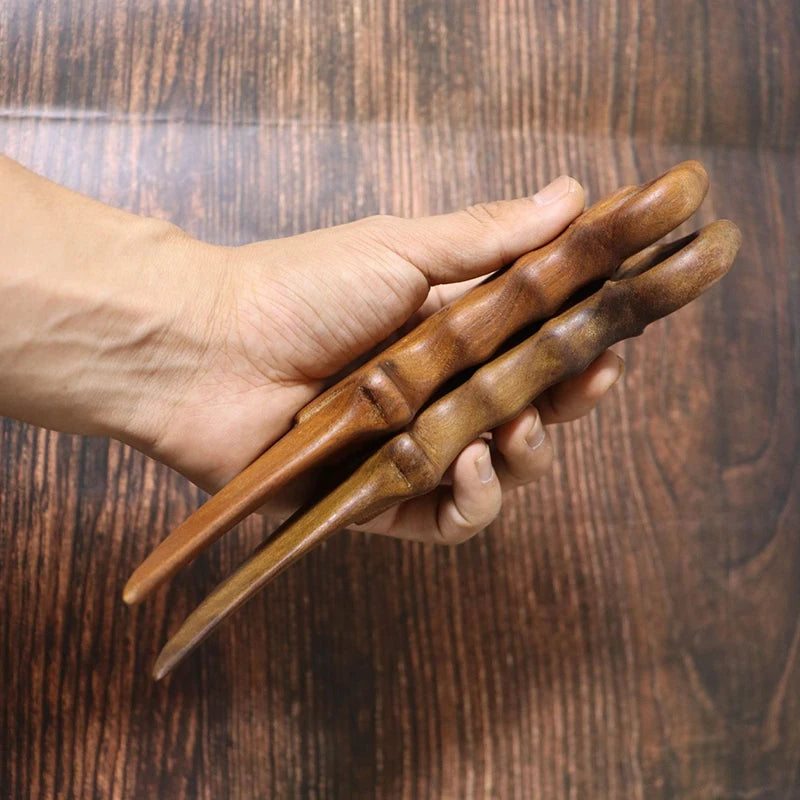 Golden Sandalwood Claw Knife Hand-Carved Wooden Toy Ornament