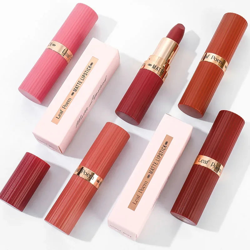 6-Color Velvet Matte Lipstick – Waterproof & Long-Lasting Matte Lipstick PRIMED