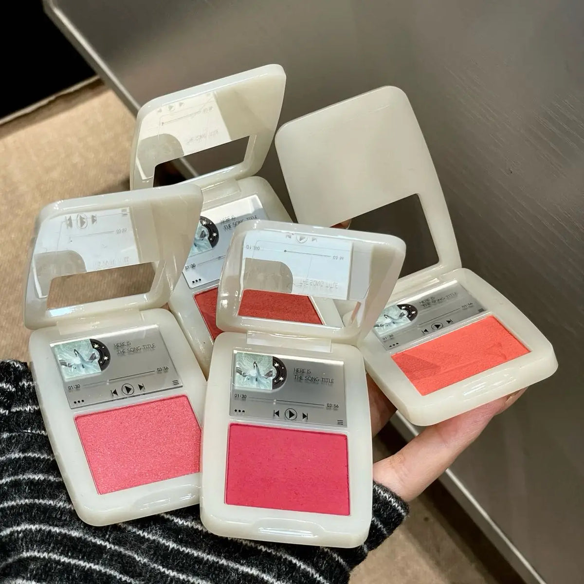 HERORANGE Matte Blush Palette – Monochrome Cheek Tint Powder Blush Palette PRIMED