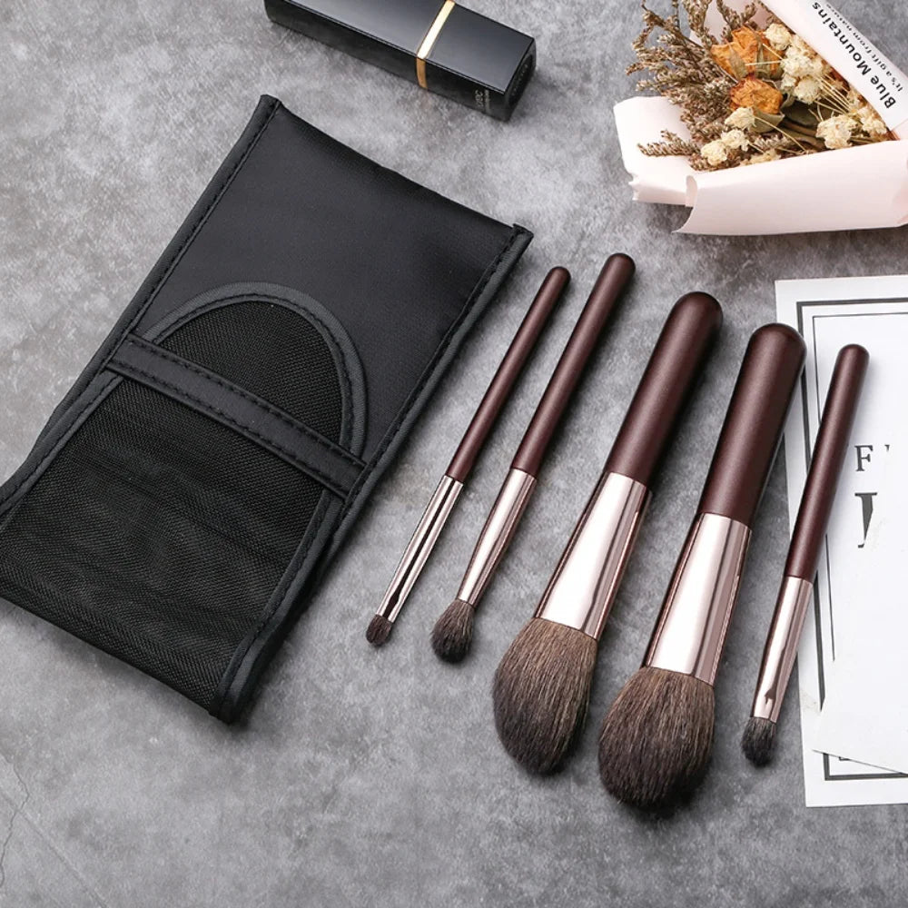 5-Piece Travel Makeup Brush Set – Goat Hair & Wood Handle
