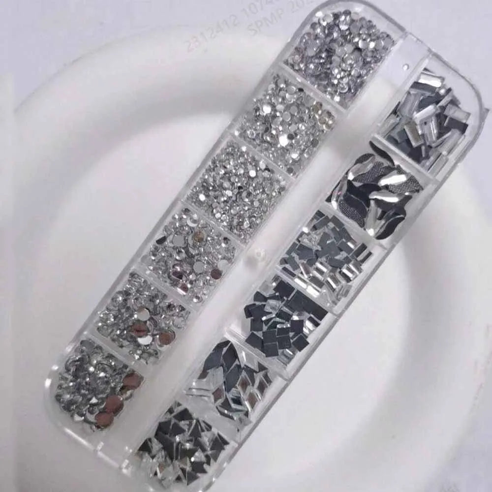 12-Grid 3D Crystal Nail Rhinestones – Mixed Size Gem Set Nail Art Rhinestones PRIMED