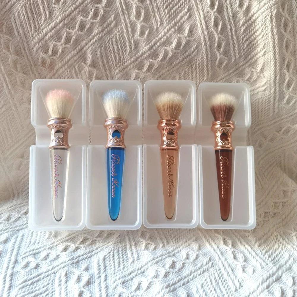Flower Knows Moonlight Mermaid Brush – Pearlescent Makeup