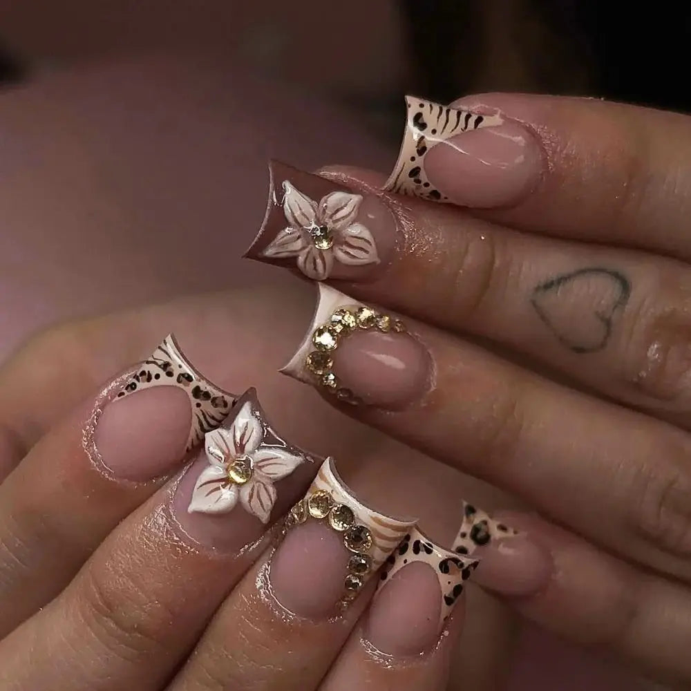 Y2K Press On Nails – Rhinestone 3D Bow & Flower Square Tips Press On Nails PRIMED