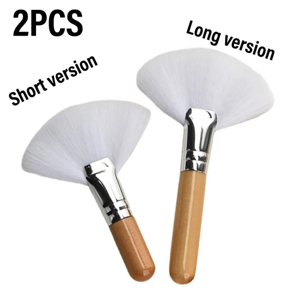 Mini Fan Makeup Brush – Soft Bristles & Wood Handle