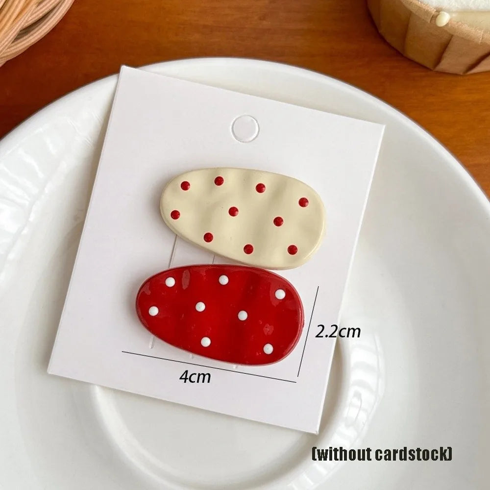 Retro Polka Dot Hair Clips – Seamless Bangs Barrettes 2-Pack