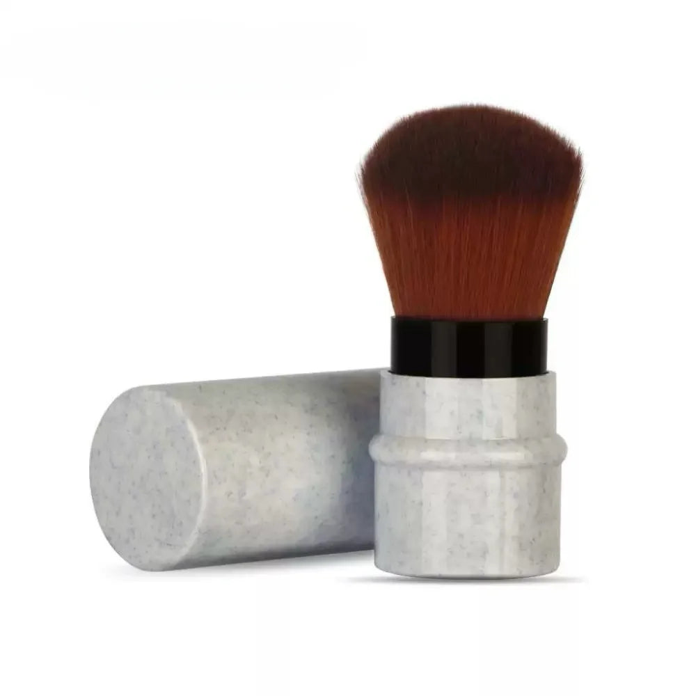 Retractable Powder & Blush Brush with Cover | Travel Makeup