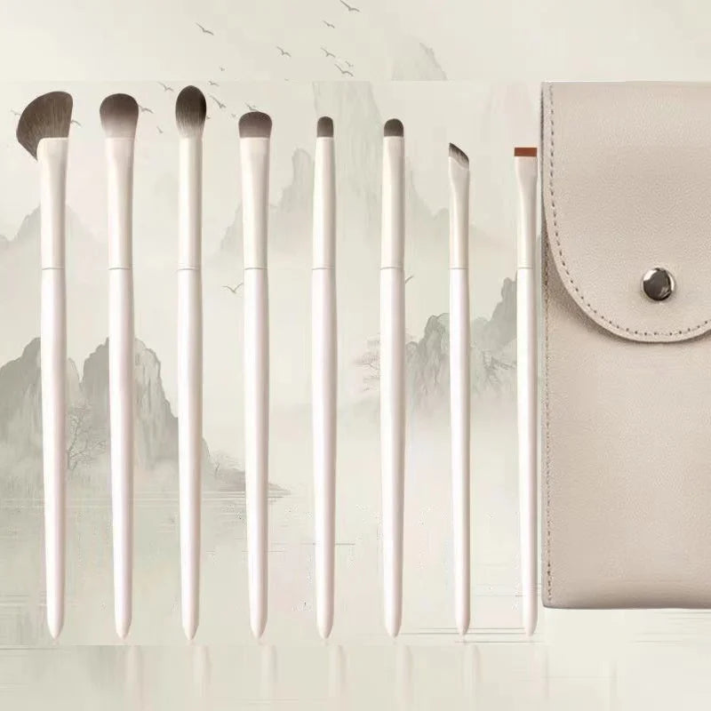Eyeshadow Makeup Brush – Blush, Brow, Powder & Contour