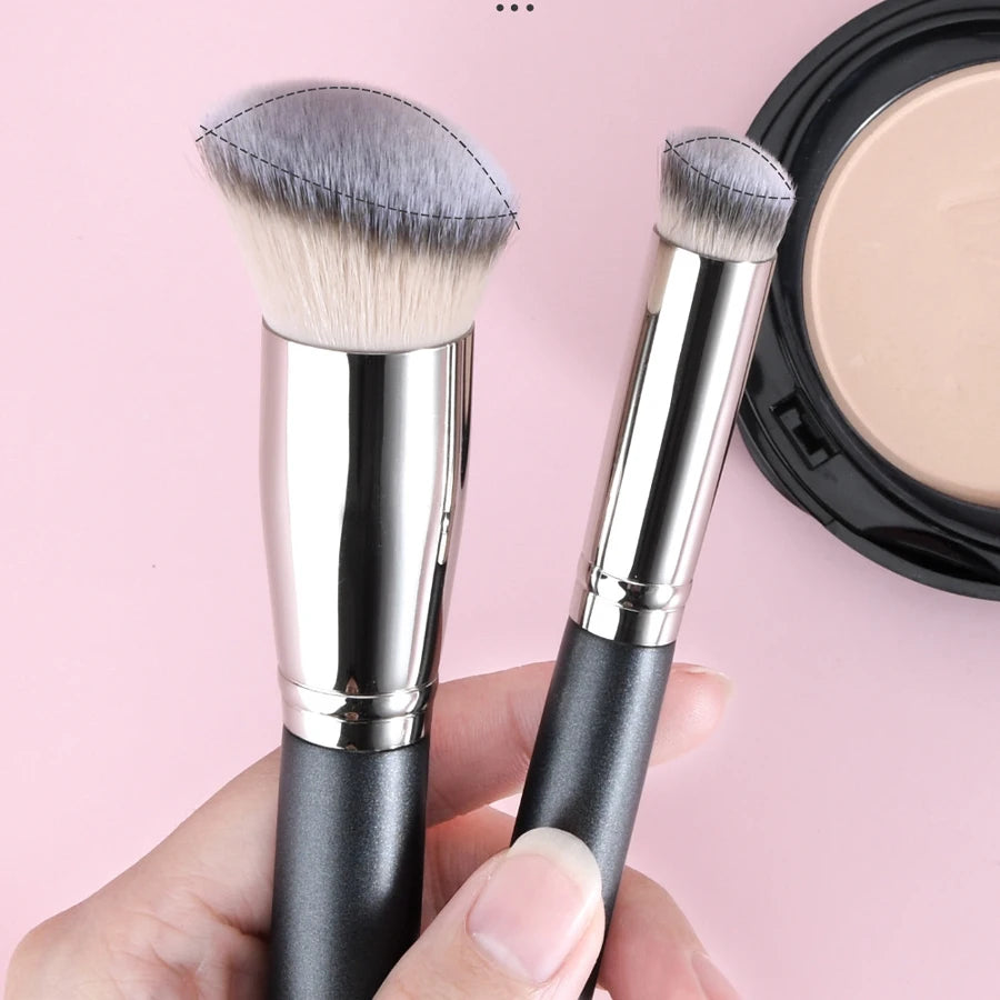 2-Piece Foundation & Concealer Makeup Brush Set – Soft Nylon