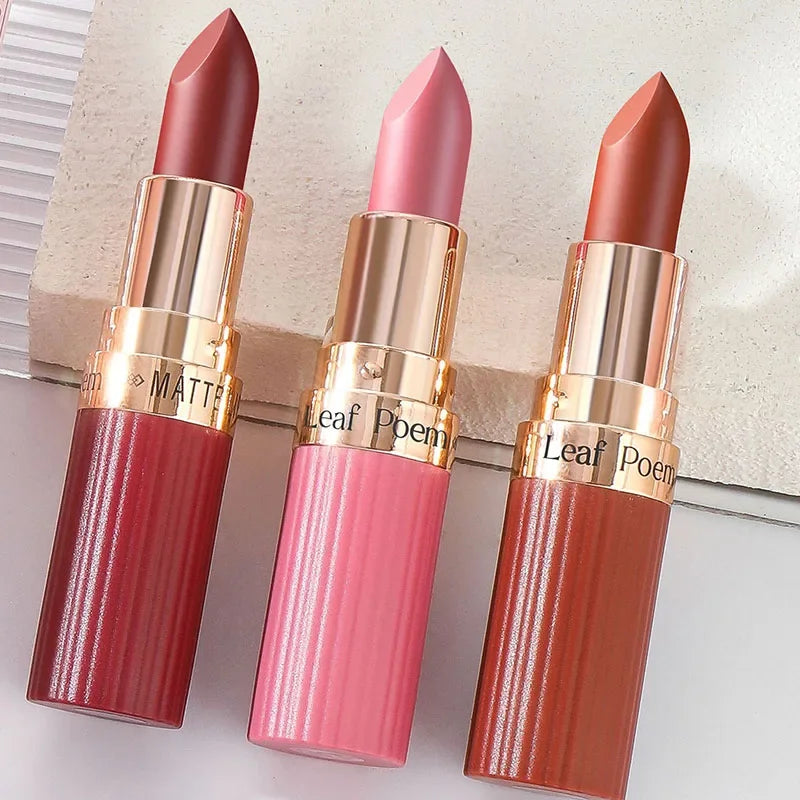 6-Color Velvet Matte Lipstick – Waterproof & Long-Lasting Matte Lipstick PRIMED
