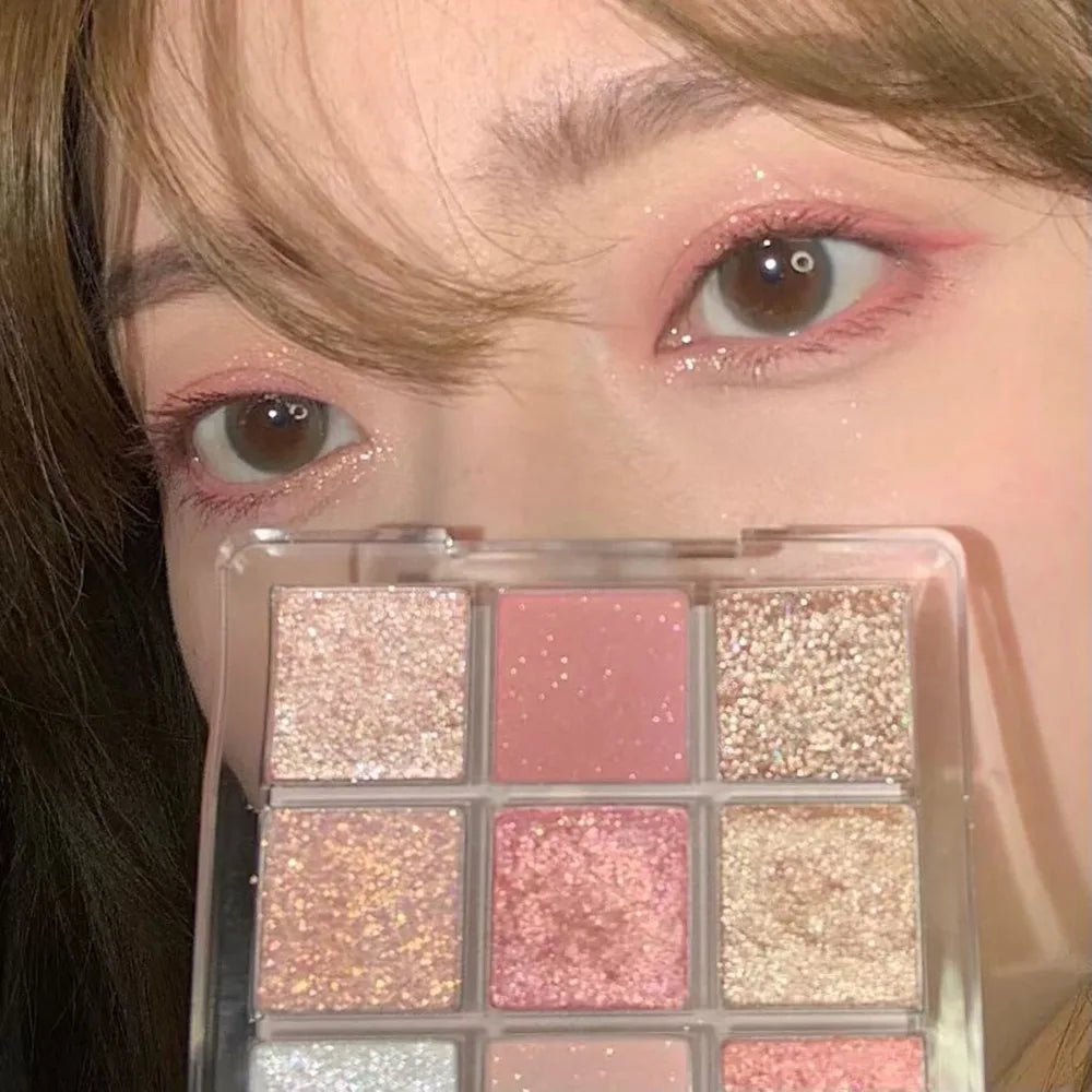 9-Color Pearlescent Eyeshadow Palette – Shimmer & Matte Eyeshadow Palette PRIMED