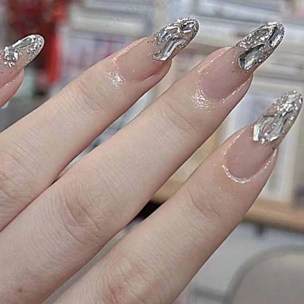12-Grid 3D Crystal Nail Rhinestones – Mixed Size Gem Set Nail Art Rhinestones PRIMED