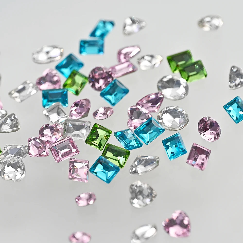 15-Grid Mixed Nail Rhinestones – 3D Glass Crystals Combo Box Nail Rhinestone Set PRIMED