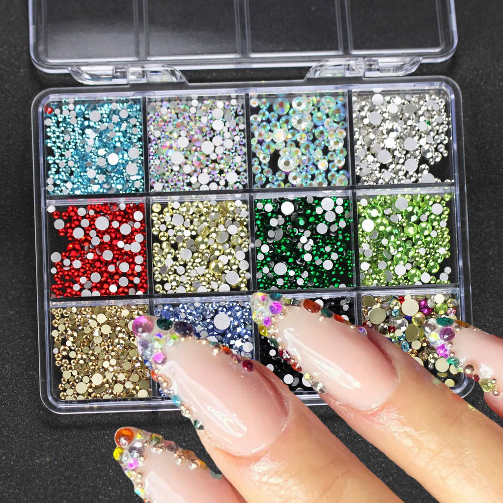 Mixed-Size Iridescent Nail Rhinestones 12-Grid DIY Crystal Set Nail Art Rhinestones PRIMED 01