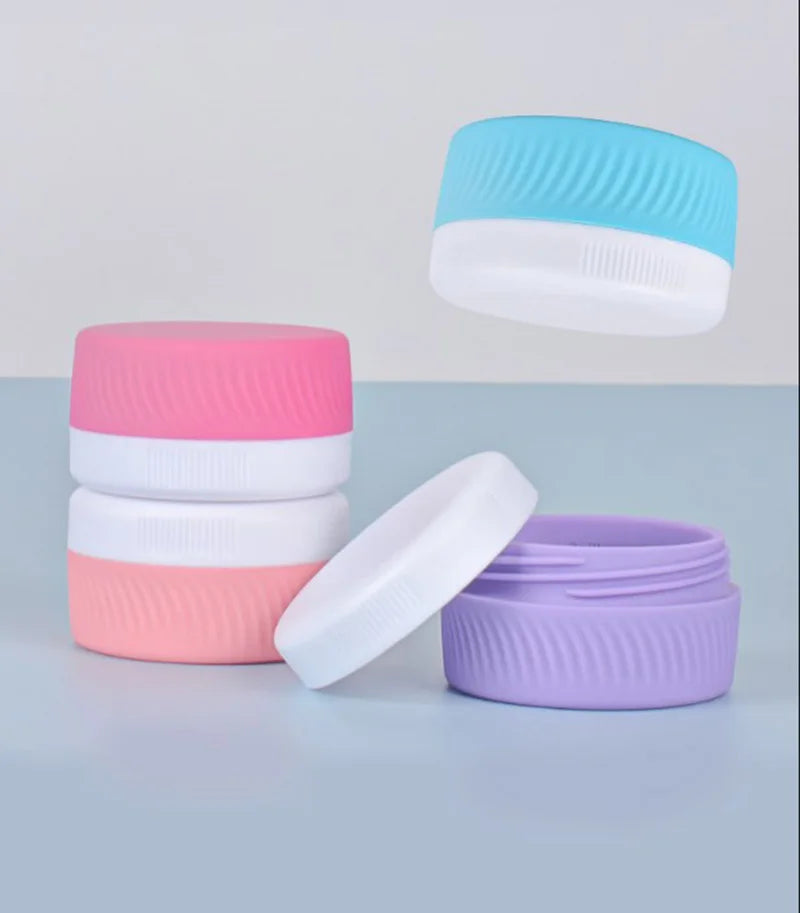 Silicone Refillable Travel Bottle – Leak-Proof Cosmetic Jar