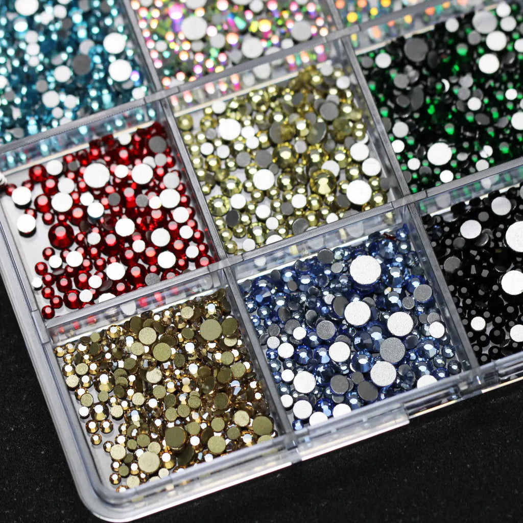 Mixed-Size Iridescent Nail Rhinestones 12-Grid DIY Crystal Set Nail Art Rhinestones PRIMED