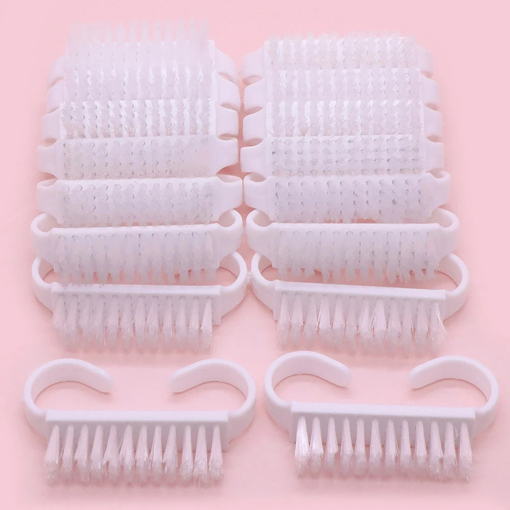 White Nail Cleaning Brush Set – Finger-Ring Manicure Tool Nail Cleaning Brush PRIMED