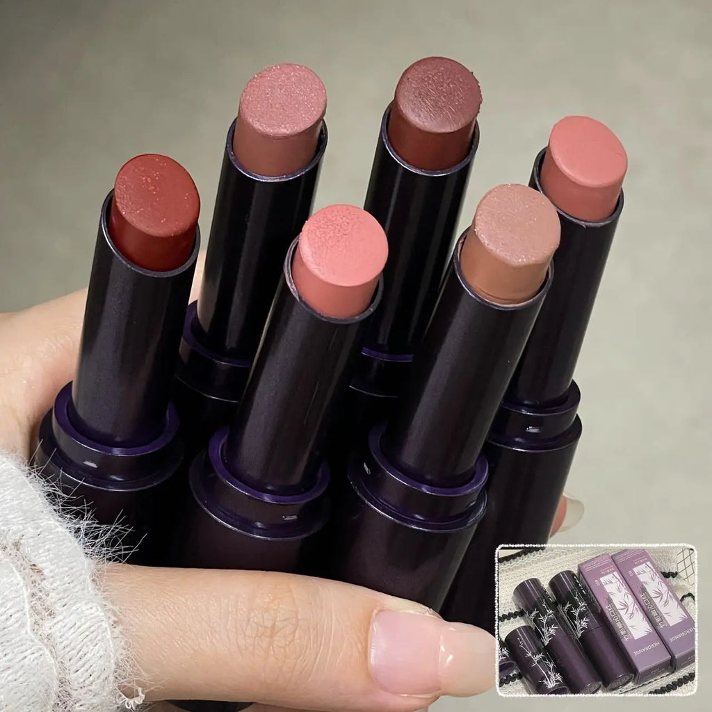 HERORANGE Matte Velvet Lip Gloss – Dark Red Waterproof Lipstick Matte Lip Gloss PRIMED