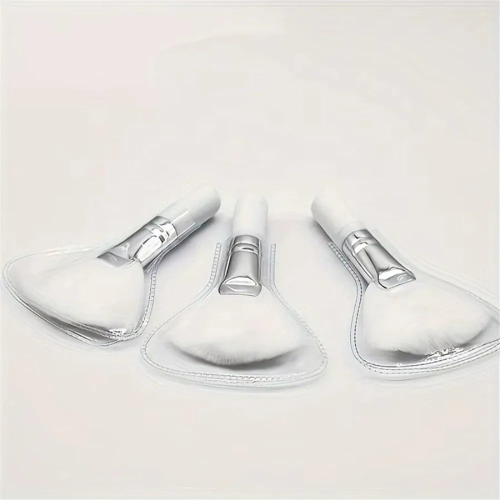 Mini Fluffy Scalloped Face Powder & Foundation Makeup Brush