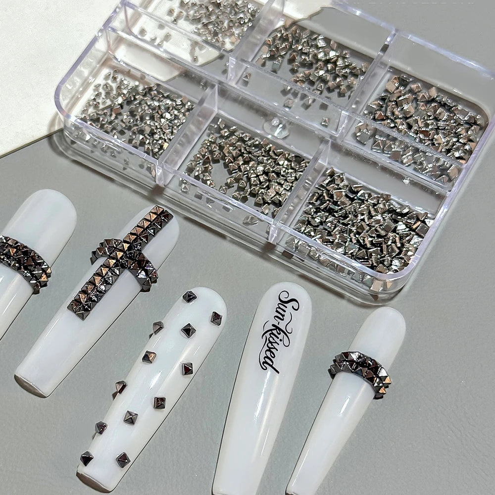 6-Grid Punk Metal Rivet Nail Charms – 3D Steel Beads & Gems Nail Art Charms PRIMED