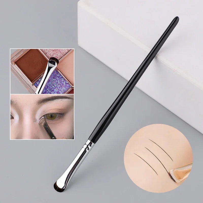 Crescent Eyeliner & Eye Detail Brush – Precision Makeup Tool Eye Makeup Brush PRIMED