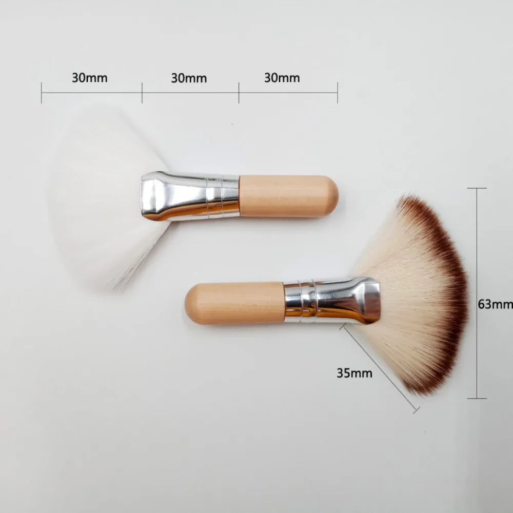 Mini Fan Makeup Brush – Soft Bristles & Wood Handle