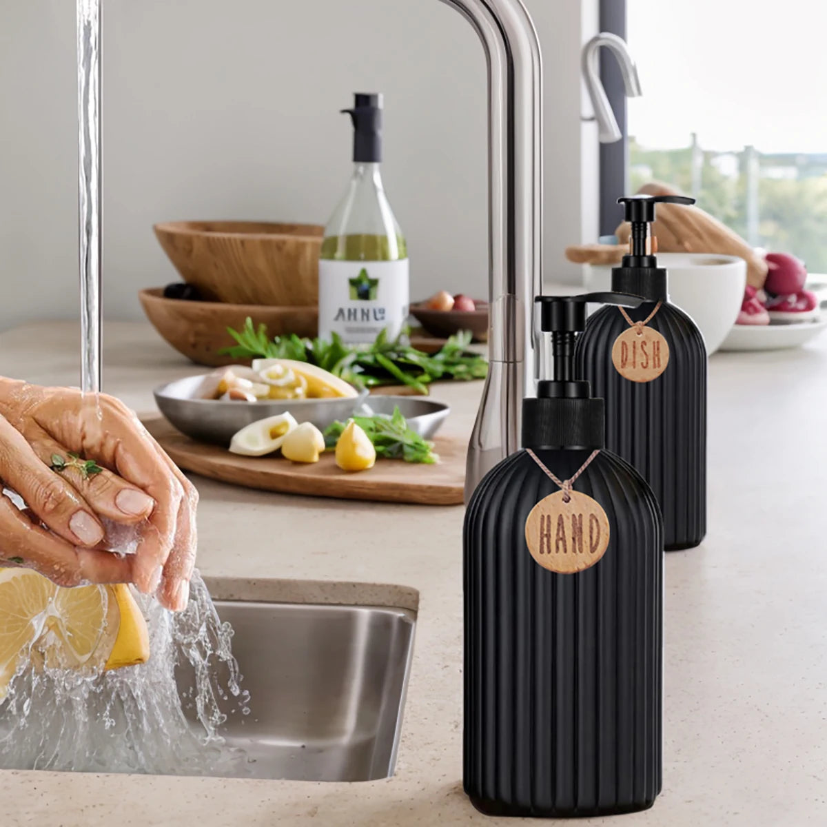 2-Pack Black Soap Dispensers & Silicone Tray – 500ml Refillable Soap Dispenser Set PRIMED