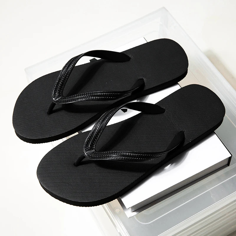 LETCOMFIT Men's Flip Flops – Lightweight Non-Slip Beach Sandals Men's Flip Flops PRIMED black 42-43