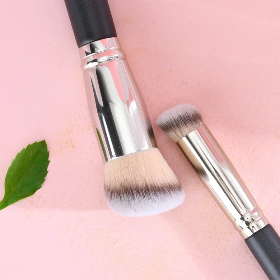 2-Piece Foundation & Concealer Makeup Brush Set – Soft Nylon Makeup Brush Set PRIMED