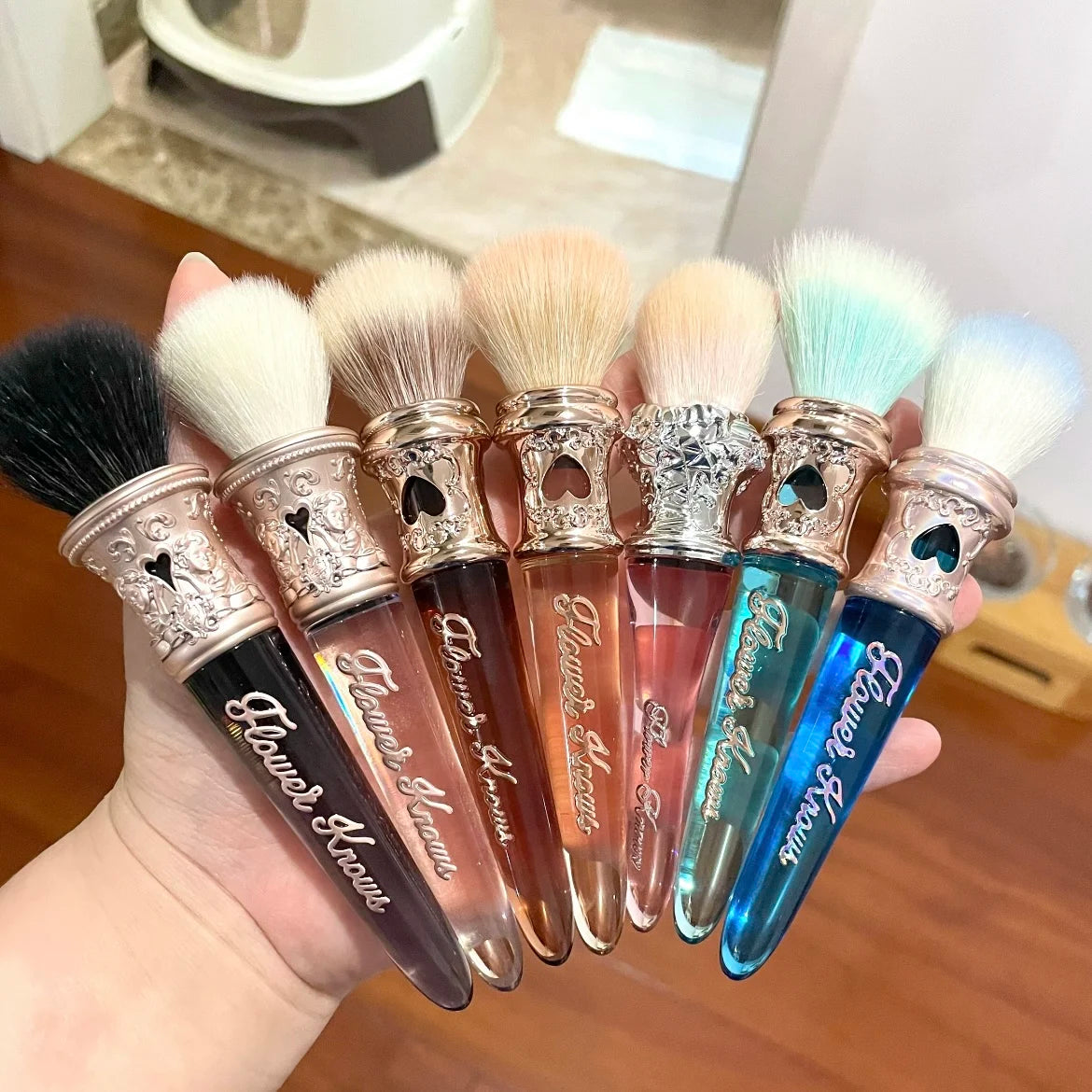 Flower Knows Moonlight Mermaid Brush – Pearlescent Makeup