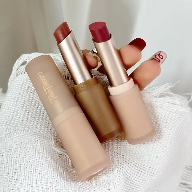 Velvet Matte Lipstick – Waterproof Nude Lip Tint Non-Transfer