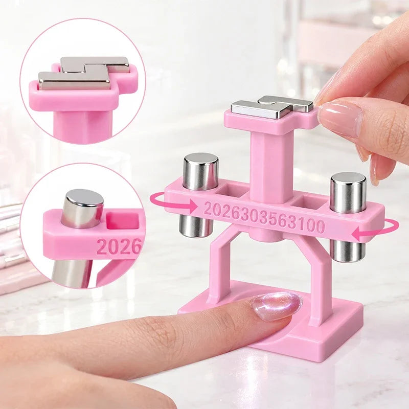 360° Rotating Cat Eye Nail Magnet – Glass Bead & 3D Gel Effect Nail Art Magnet Tool PRIMED