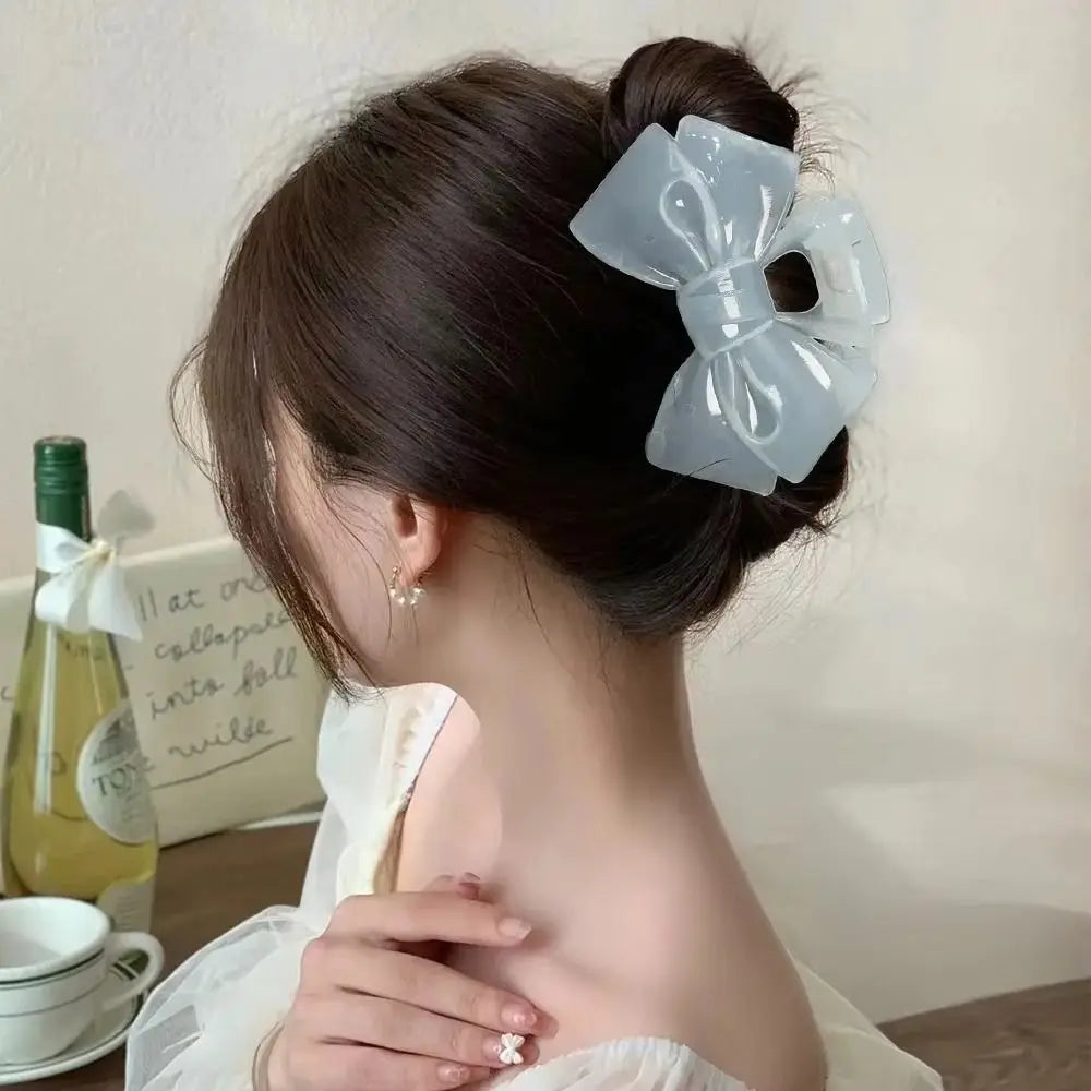 Star Bow Shark Hair Clip – Acrylic Jelly Claw Clip for Women