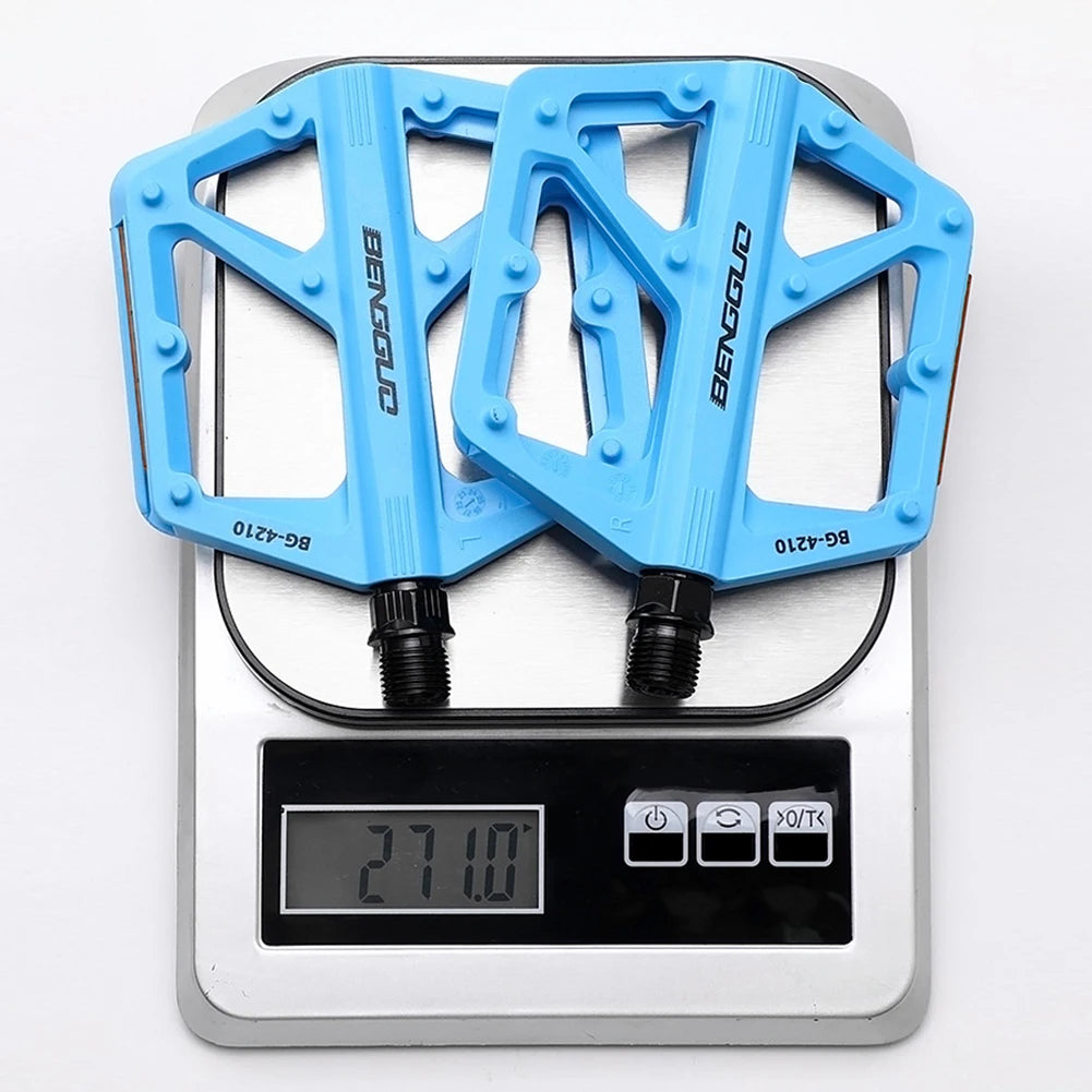 Nylon Bike Platform Pedals – Double DU Bearing & Reflector Bicycle Platform Pedals PRIMED