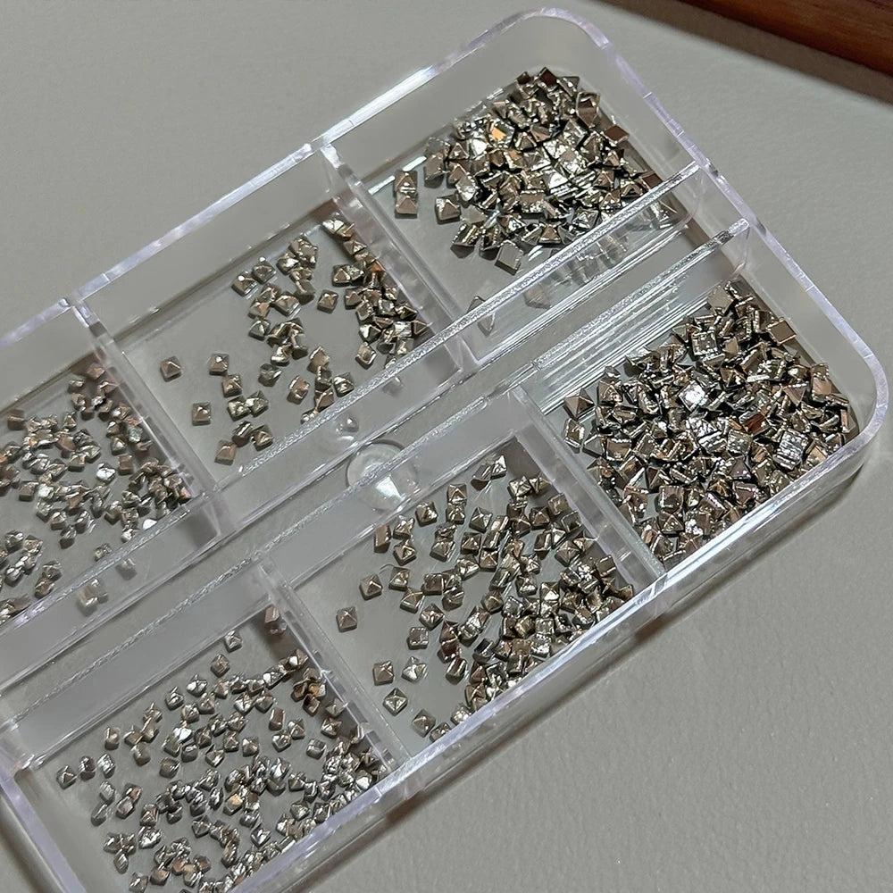 6-Grid Punk Metal Rivet Nail Charms – 3D Steel Beads & Gems Nail Art Charms PRIMED