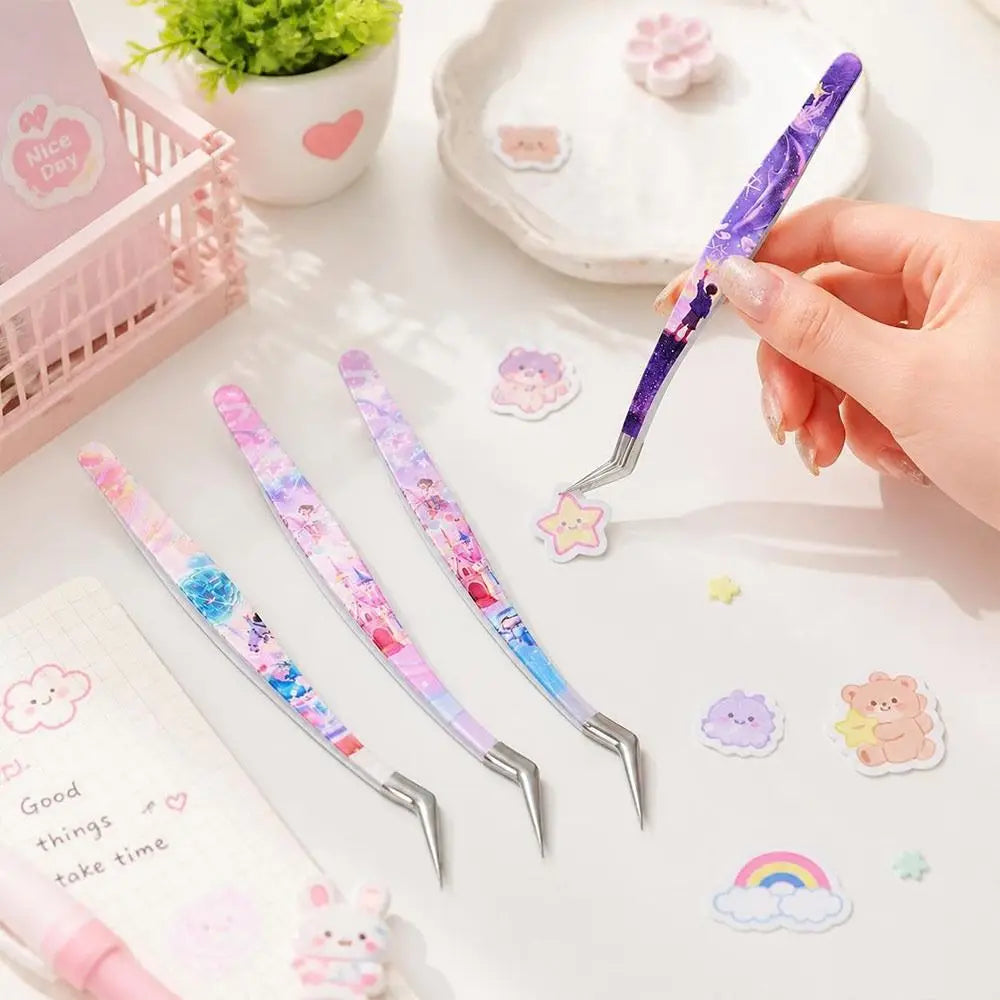 Curved Stainless Steel Eyelash Tweezers – Anti-Static Precision Eyelash Tweezers PRIMED