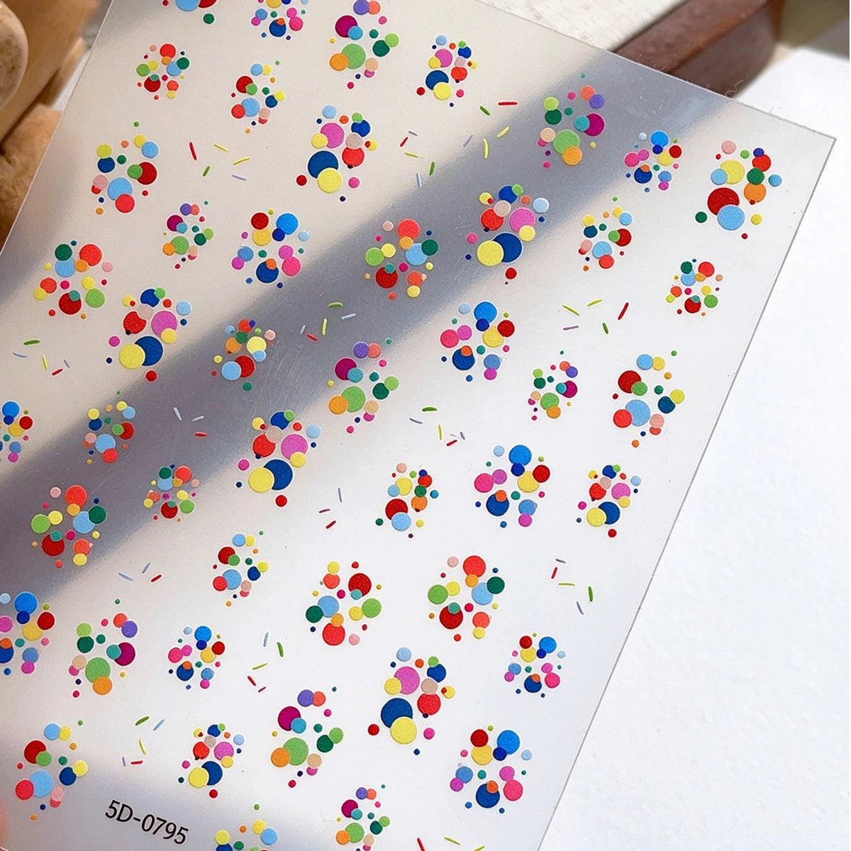 Dopamine Circle Nail Art Stickers – 3D Iridescent Decals Nail Art Stickers PRIMED