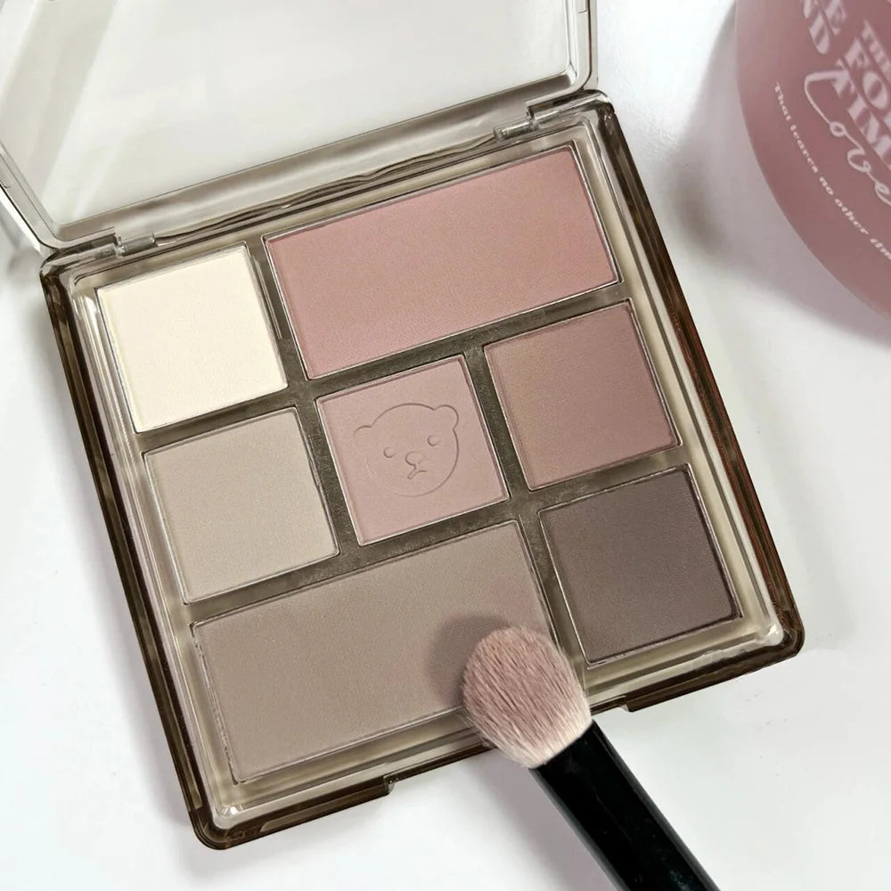 7-Color Korean Matte Eyeshadow Palette – Low Saturation Look Eyeshadow Palette PRIMED