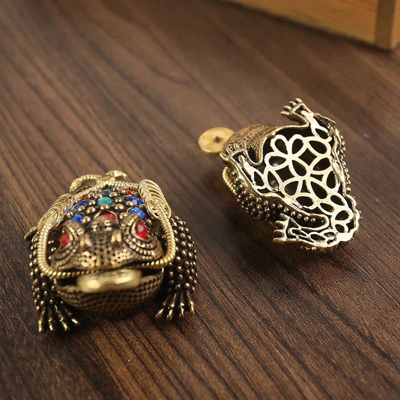 Feng Shui Money Toad Brass Ornament – Lucky Wealth Decor