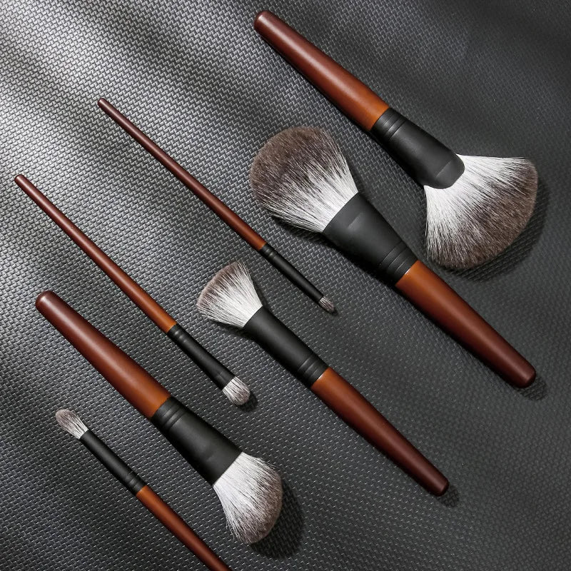 Luxury Makeup Brush Kit – Animal Hair Face & Eye Brushes