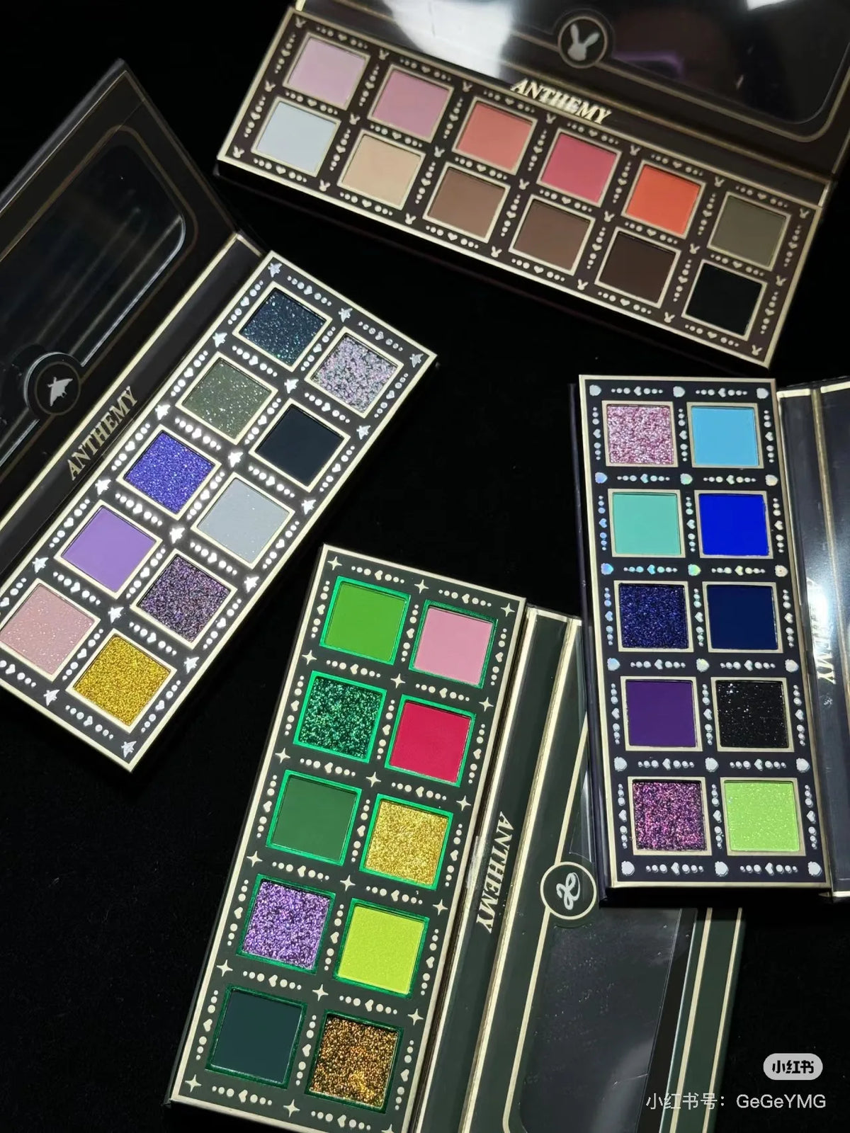 10 Color Eyeshadow Palette – Matte, Shimmer & Metallic