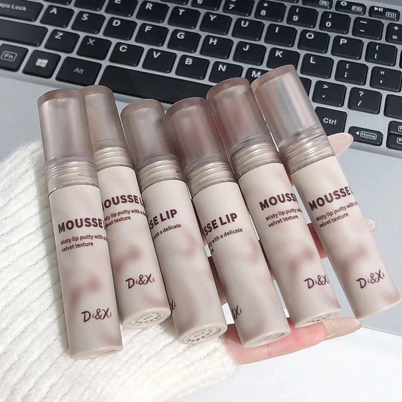 Velvet Matte Liquid Lipstick | Highly Pigmented, Long-Lasting Matte Liquid Lipstick PRIMED