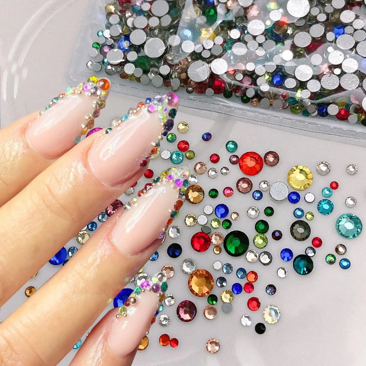 Mixed-Size Iridescent Nail Rhinestones 12-Grid DIY Crystal Set