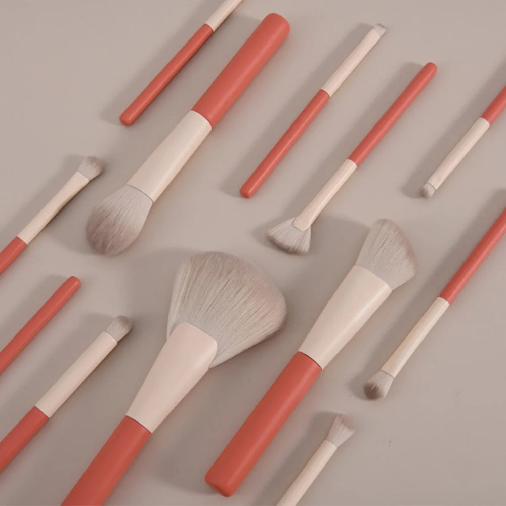 12-Piece Kawaii Makeup Brush Set with Bag | Wood Handle